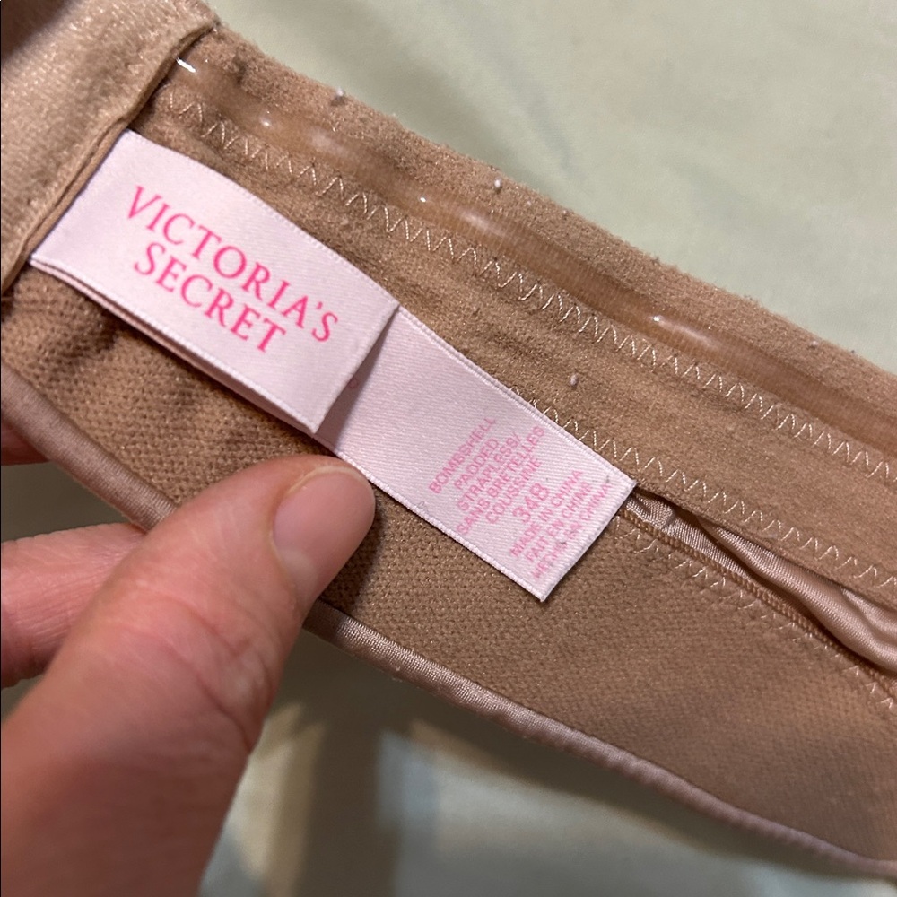 Strapless Nude Bra Victoria secrets - Picture 5 of 5